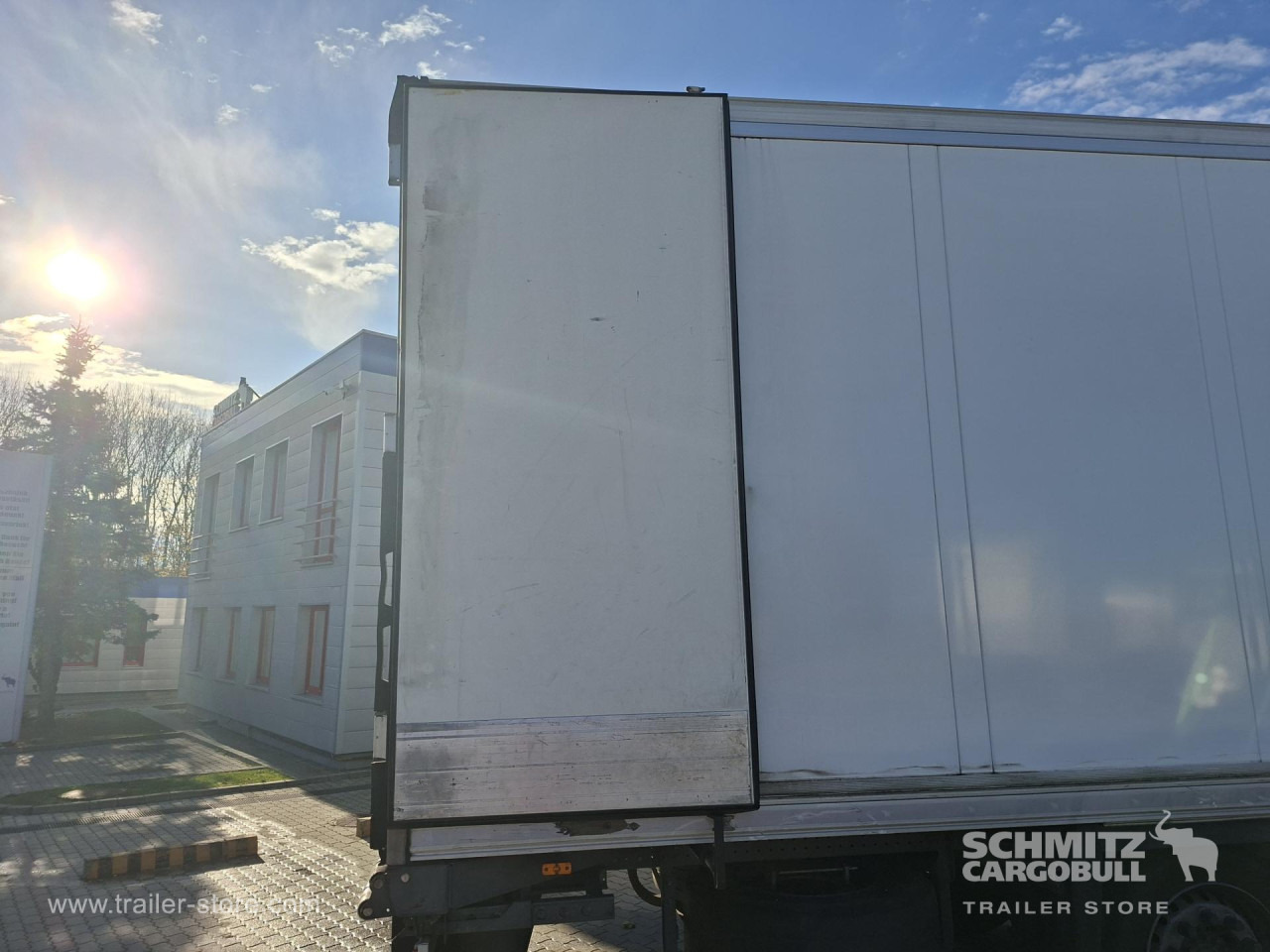 SCHMITZ Mélyhűtő koffer Multitemp - Isothermal semi-trailer: picture 4 SCHMITZ Mélyhűtő koffer Multitemp - Isothermal semi-trailer: picture 4