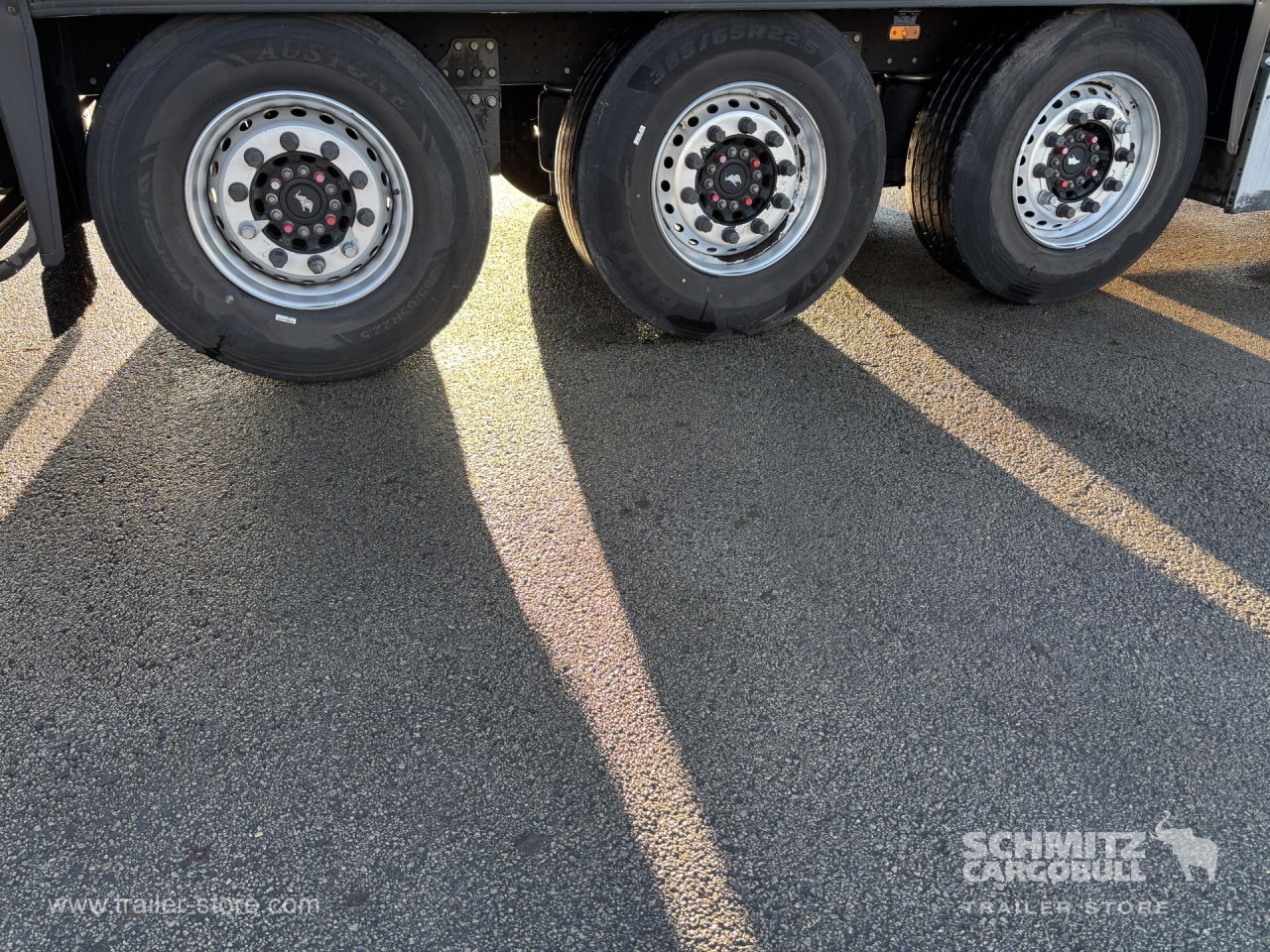 Curtainsider semi-trailer SCHMITZ Curtainsider Standard: picture 7