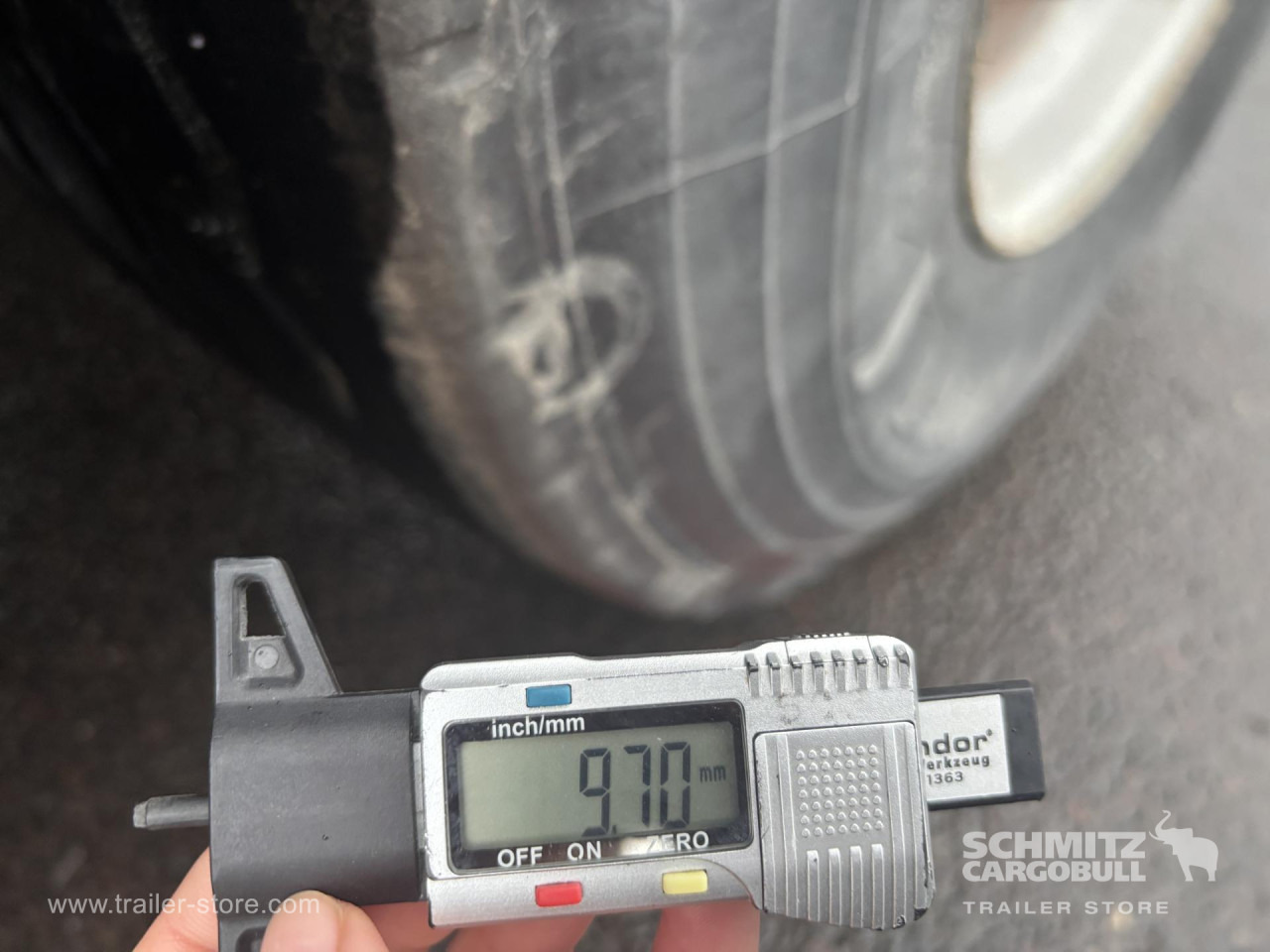 Tipper Alu-square sided body 40m³ - Tipper semi-trailer: picture 2 Tipper Alu-square sided body 40m³ - Tipper semi-trailer: picture 2