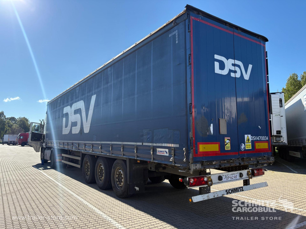 SCHMITZ Curtainsider Standard - Curtainsider semi-trailer: picture 2 SCHMITZ Curtainsider Standard - Curtainsider semi-trailer: picture 2