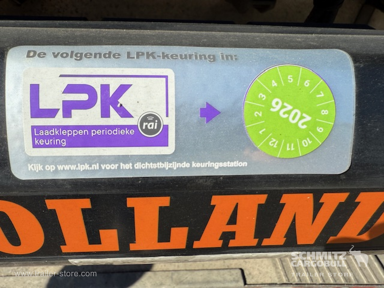 SCHMITZ Oplegger Kasten Standard Taillift - Closed box semi-trailer: picture 2 SCHMITZ Oplegger Kasten Standard Taillift - Closed box semi-trailer: picture 2