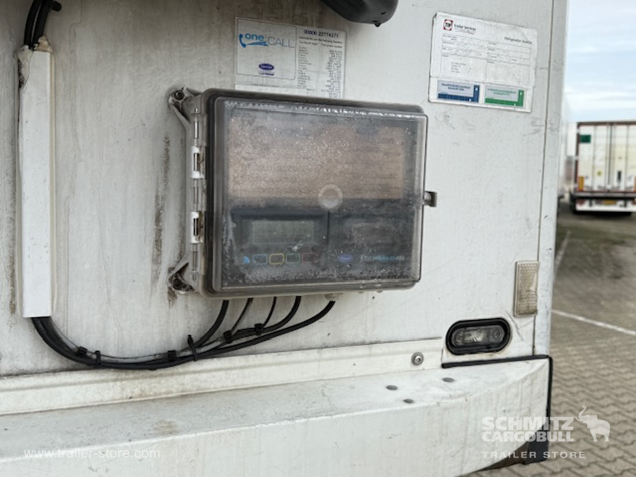 SCHMITZ Oplegger Vries Multitemp Double deck - Isothermal semi-trailer: picture 2 SCHMITZ Oplegger Vries Multitemp Double deck - Isothermal semi-trailer: picture 2