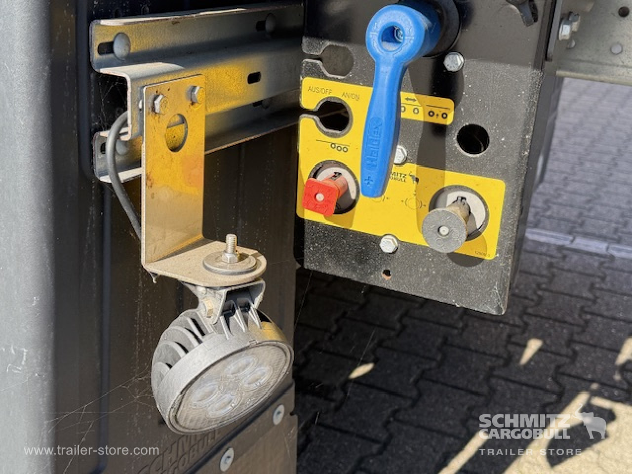 New Isothermal semi-trailer SCHMITZ Oplegger Vries Standard: picture 6 New Isothermal semi-trailer SCHMITZ Oplegger Vries Standard: picture 6