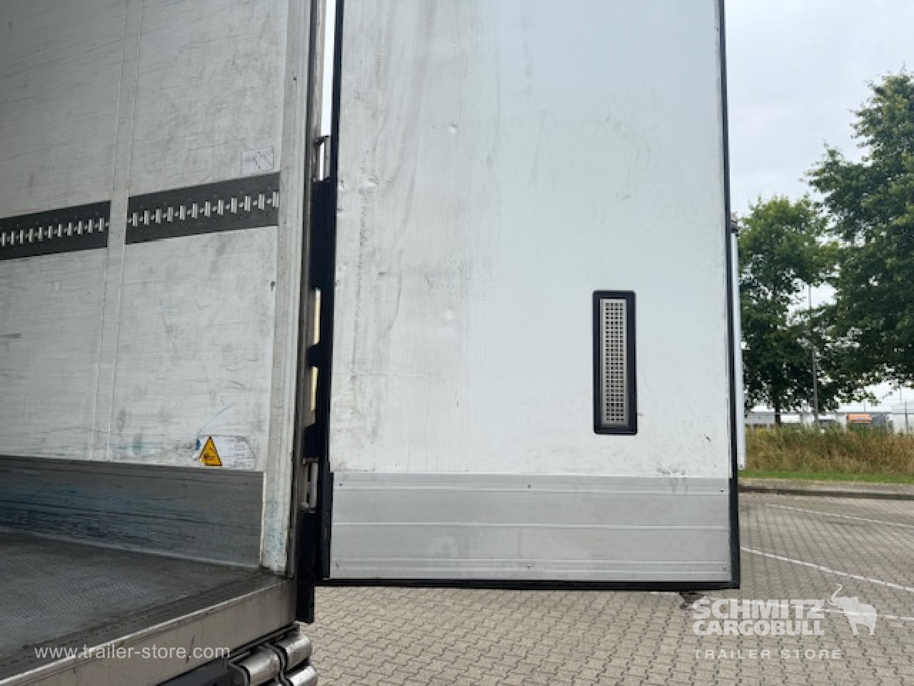 SCHMITZ Oplegger Vries Standard - Isothermal semi-trailer: picture 2 SCHMITZ Oplegger Vries Standard - Isothermal semi-trailer: picture 2