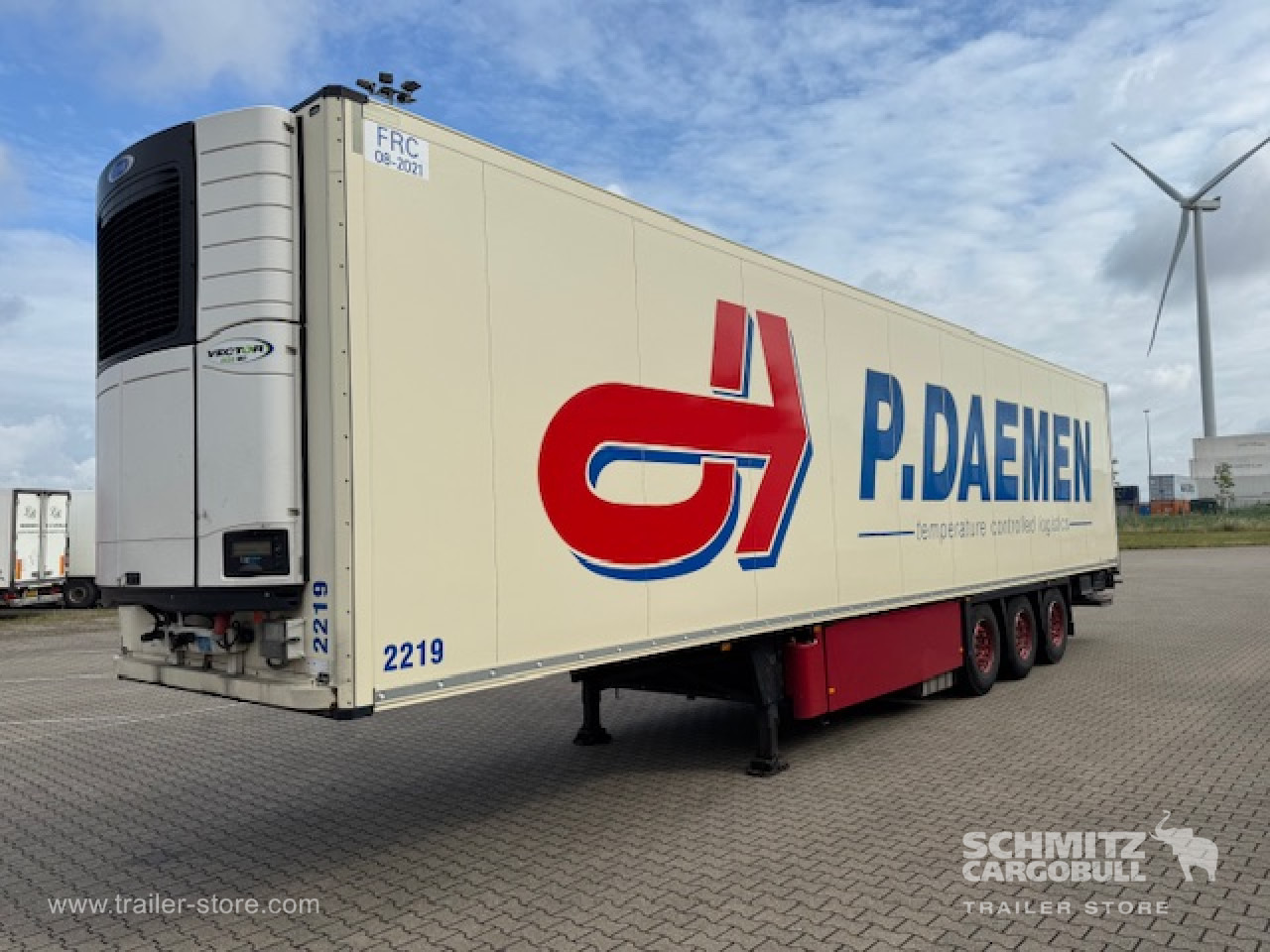 SCHMITZ Oplegger Vries Standard Taillift - Isothermal semi-trailer: picture 1 SCHMITZ Oplegger Vries Standard Taillift - Isothermal semi-trailer: picture 1