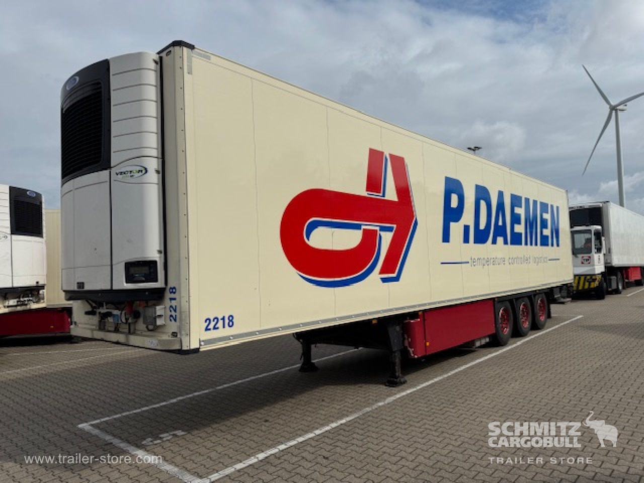 SCHMITZ Oplegger Vries Standard Taillift - Isothermal semi-trailer: picture 1 SCHMITZ Oplegger Vries Standard Taillift - Isothermal semi-trailer: picture 1