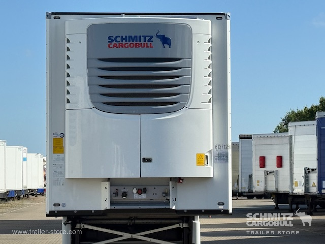 New Isothermal semi-trailer SCHMITZ Oplegger Vries Standard Taillift: picture 6 New Isothermal semi-trailer SCHMITZ Oplegger Vries Standard Taillift: picture 6