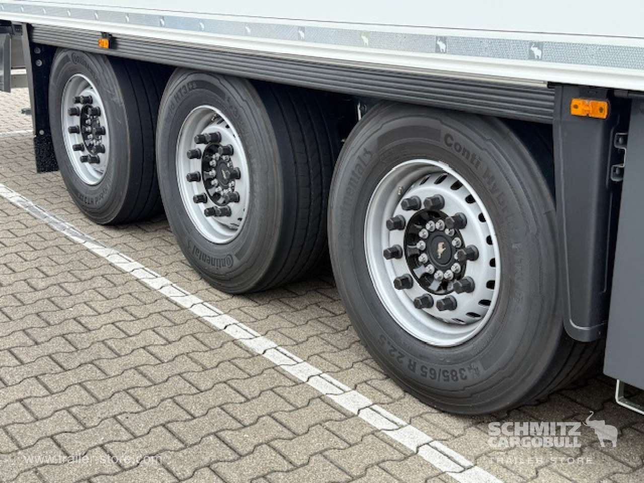 SCHMITZ Oplegger Vries Vleeshangwerk - Isothermal semi-trailer: picture 2 SCHMITZ Oplegger Vries Vleeshangwerk - Isothermal semi-trailer: picture 2