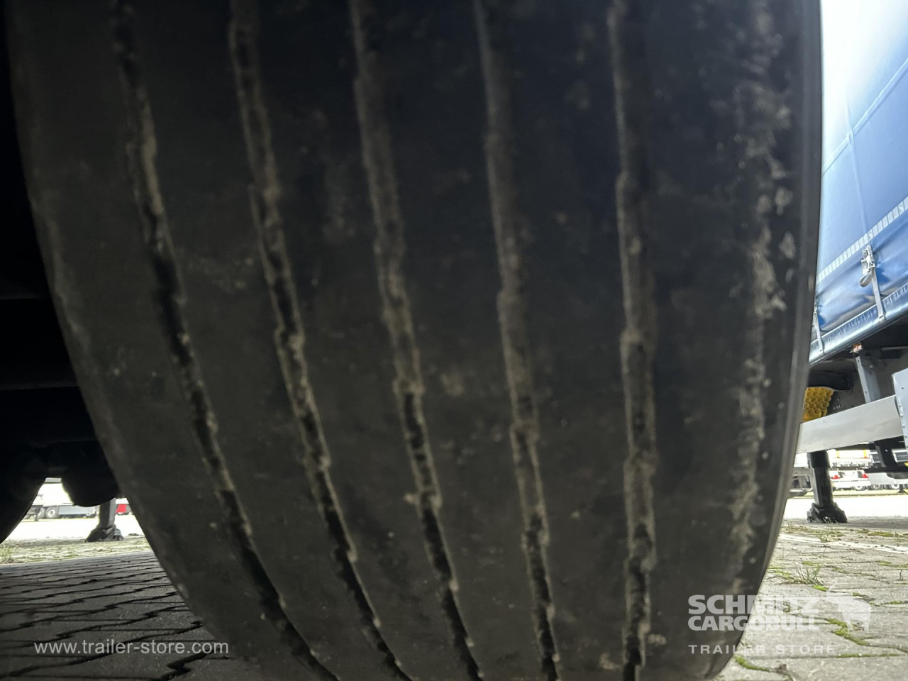 SCHMITZ Curtainsider Mega on lease SCHMITZ Curtainsider Mega: picture 6