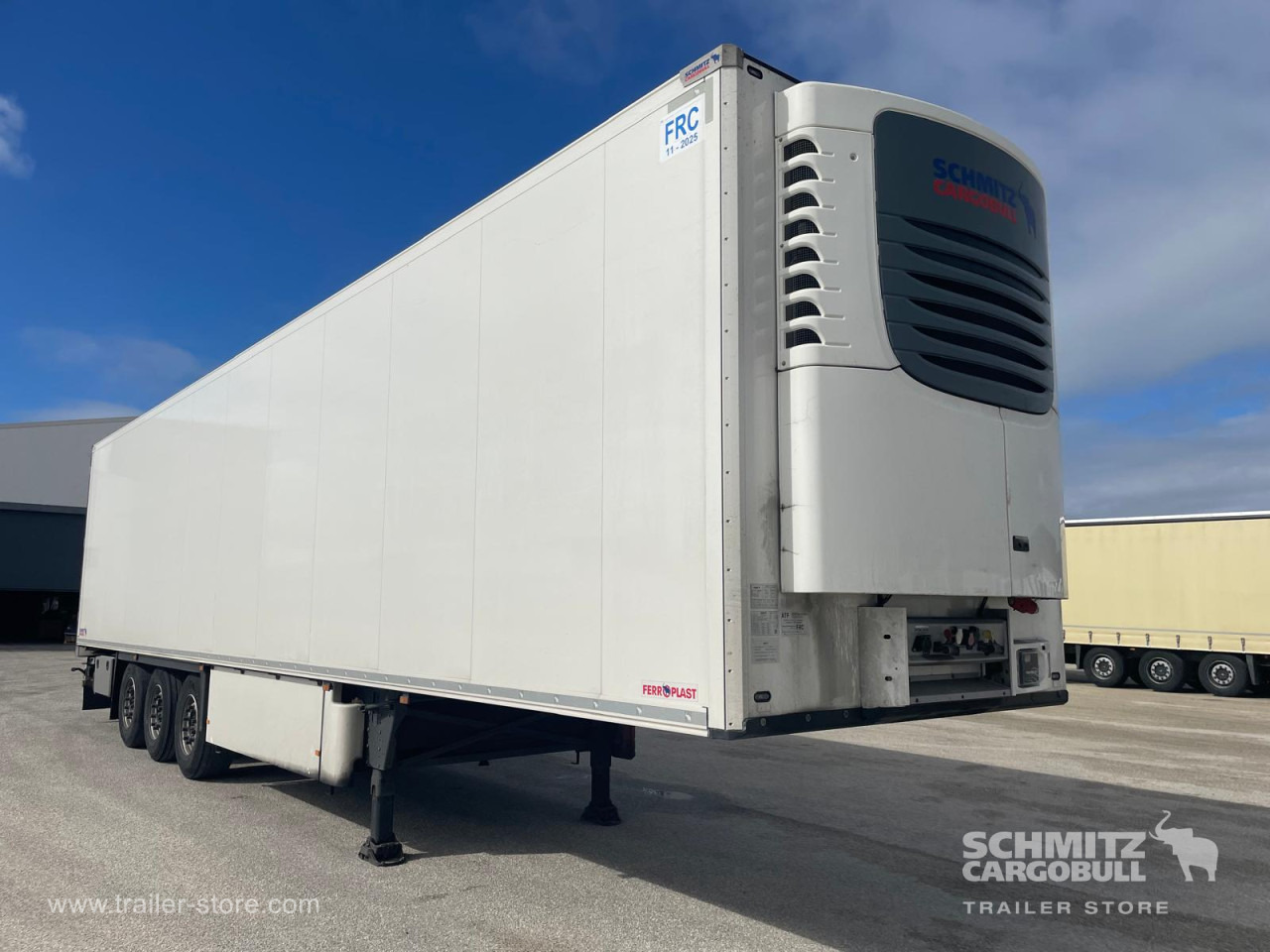 SCHMITZ Reefer Standard - Isothermal semi-trailer: picture 1 SCHMITZ Reefer Standard - Isothermal semi-trailer: picture 1