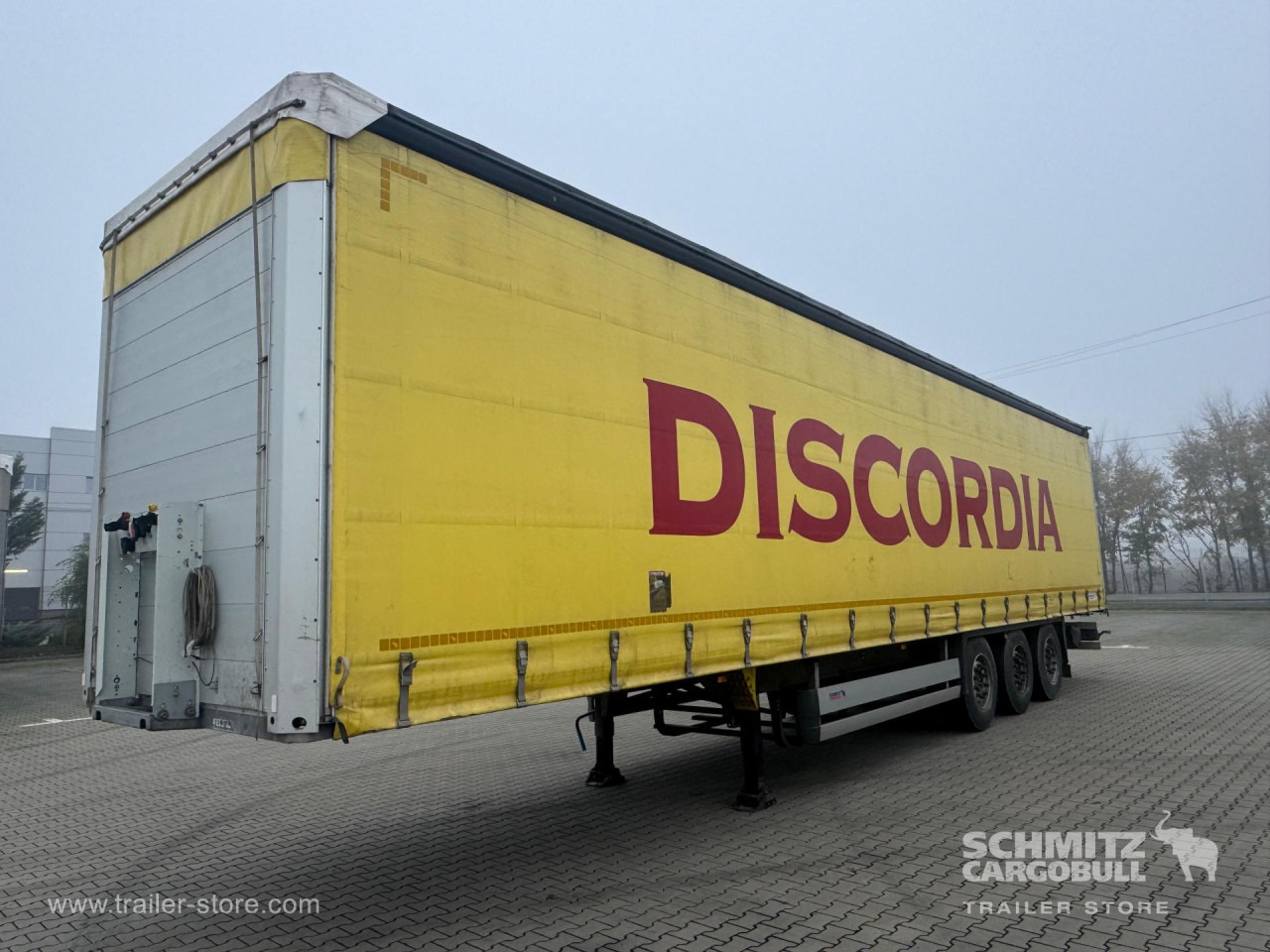 SCHMITZ Curtainsider Standard - Curtainsider semi-trailer: picture 4 SCHMITZ Curtainsider Standard - Curtainsider semi-trailer: picture 4