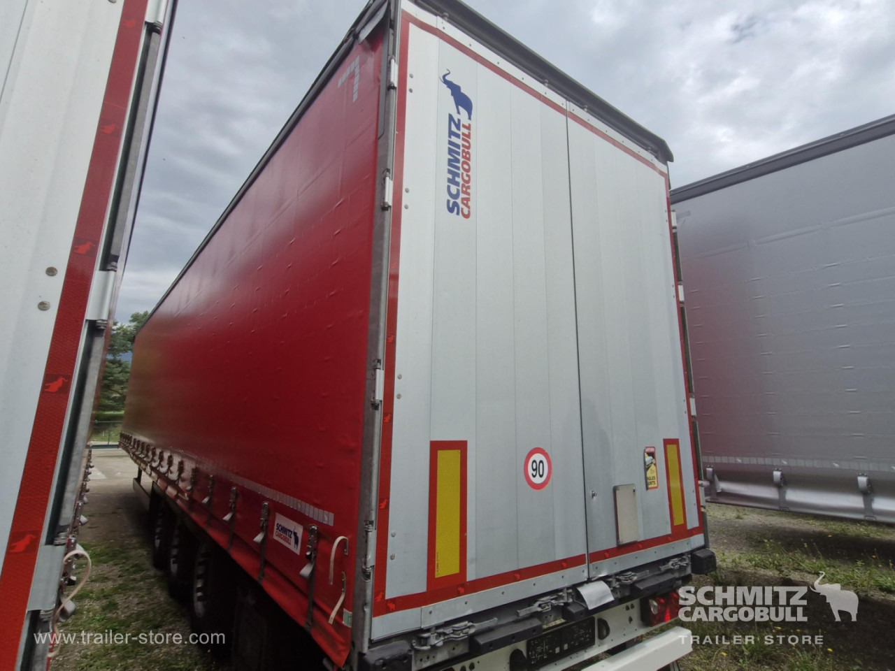 SCHMITZ Curtainsider Varios - Curtainsider semi-trailer: picture 2 SCHMITZ Curtainsider Varios - Curtainsider semi-trailer: picture 2