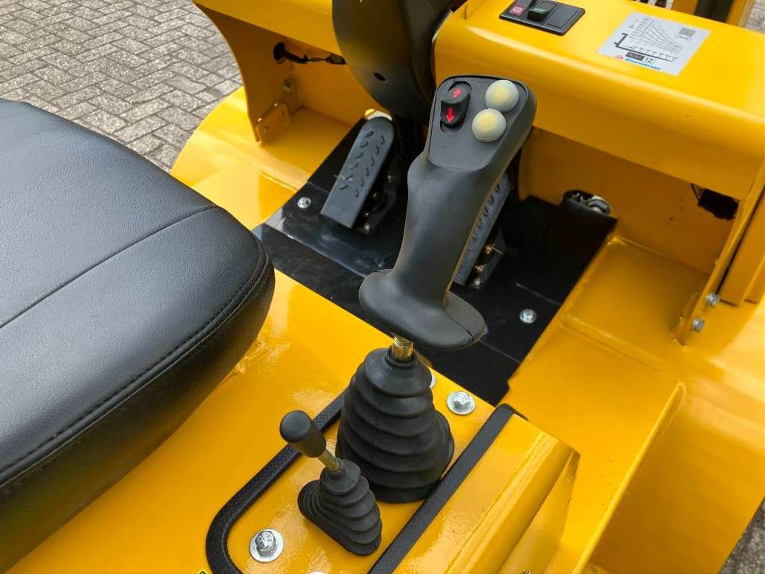 Eurotrac AGRI 12 - Forklift: picture 3 Eurotrac AGRI 12 - Forklift: picture 3