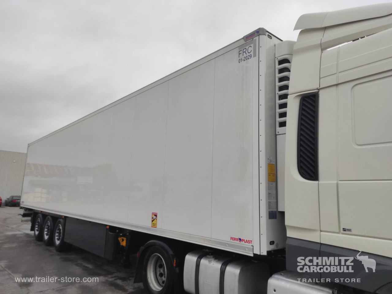 SCHMITZ Напівпричіп Стандартний - Isothermal semi-trailer: picture 1 SCHMITZ Напівпричіп Стандартний - Isothermal semi-trailer: picture 1