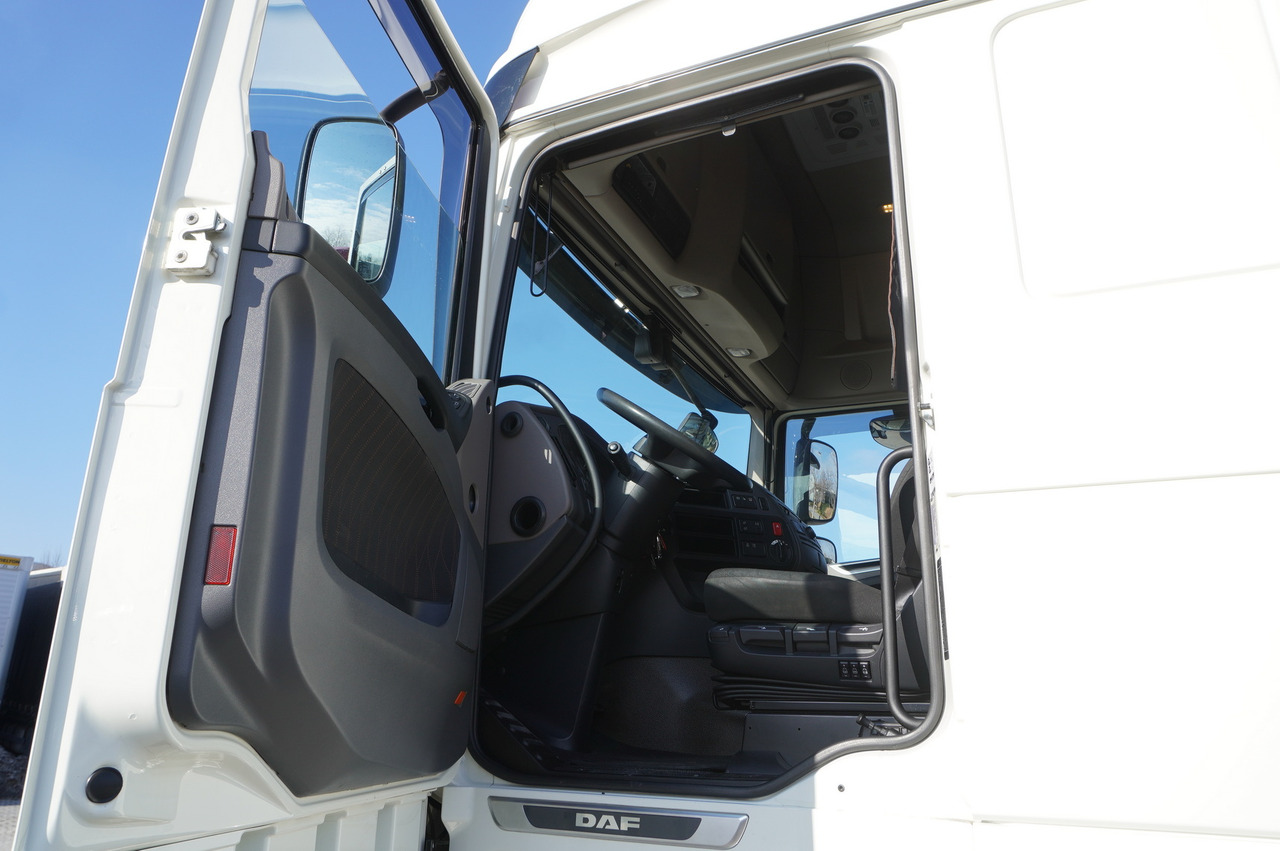 Cab chassis truck DAF XF 480 SSC / 6x2 / BDF / standard / 380 tho.km: picture 17