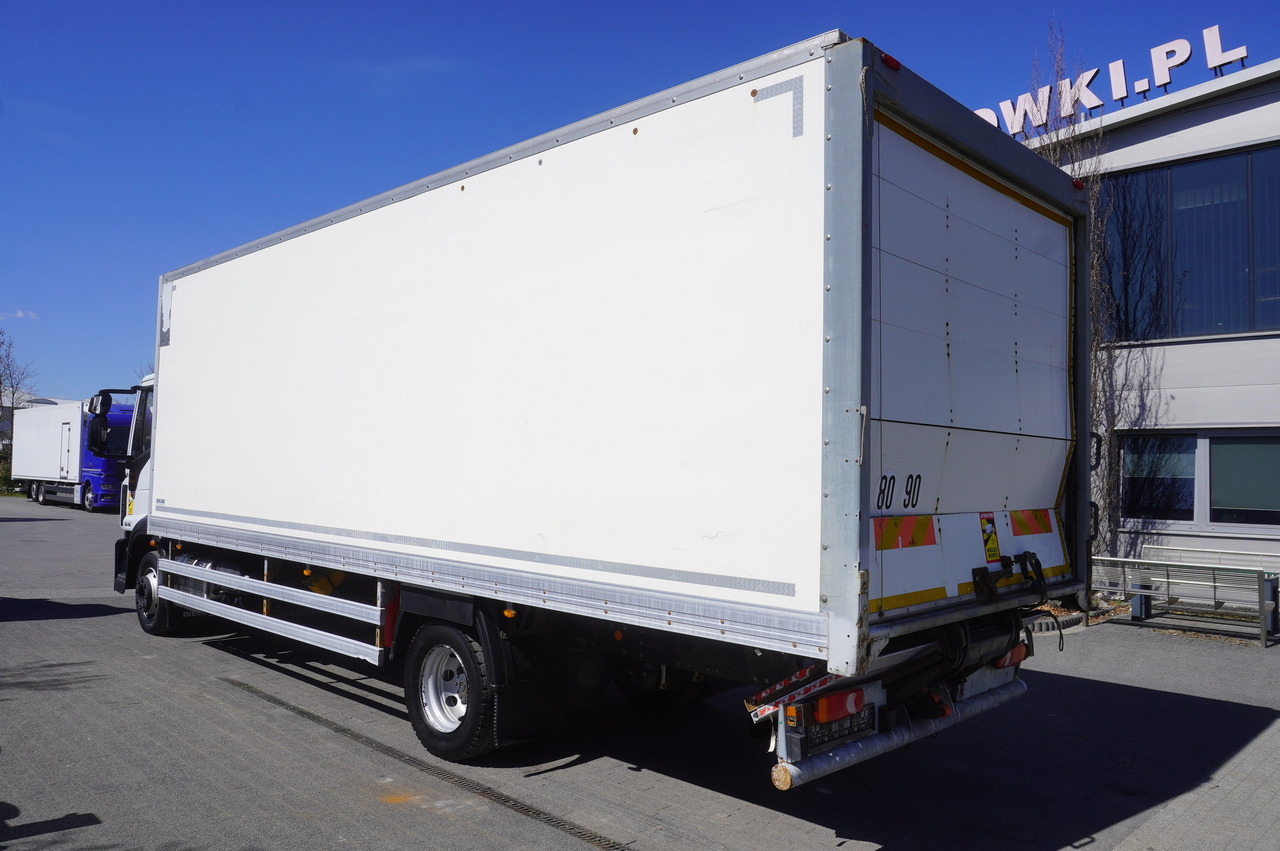 IVECO Eurocargo 120-190 / 160 thousand km !!! / Box 18 EPAL / Dhollandia lift 1500 kg - Box truck: picture 3 IVECO Eurocargo 120-190 / 160 thousand km !!! / Box 18 EPAL / Dhollandia lift 1500 kg - Box truck: picture 3