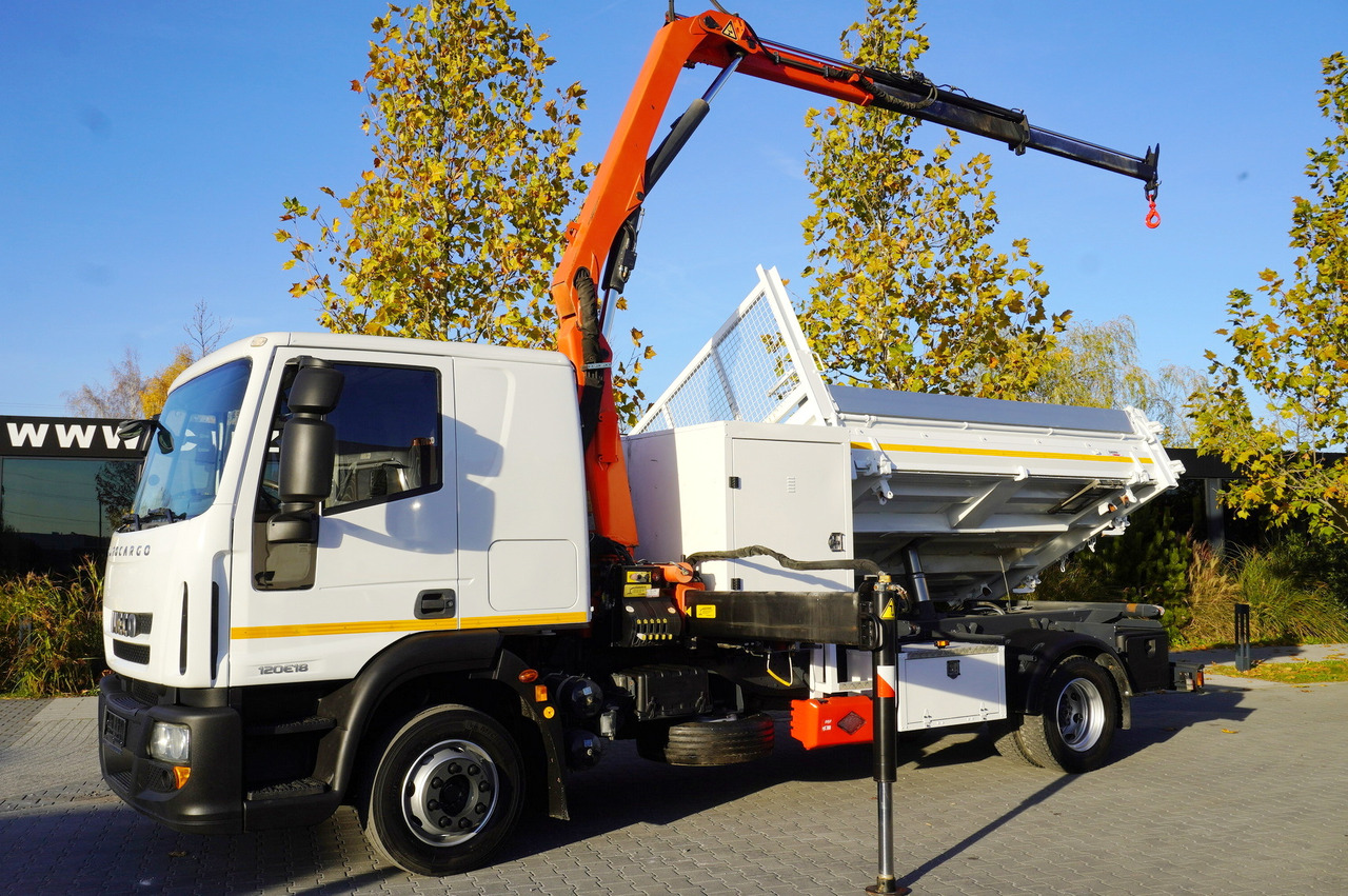 IVECO Eurocargo 120E18 Crane Palfinger / 3-way tipper / sleeper cab - Crane truck: picture 2 IVECO Eurocargo 120E18 Crane Palfinger / 3-way tipper / sleeper cab - Crane truck: picture 2