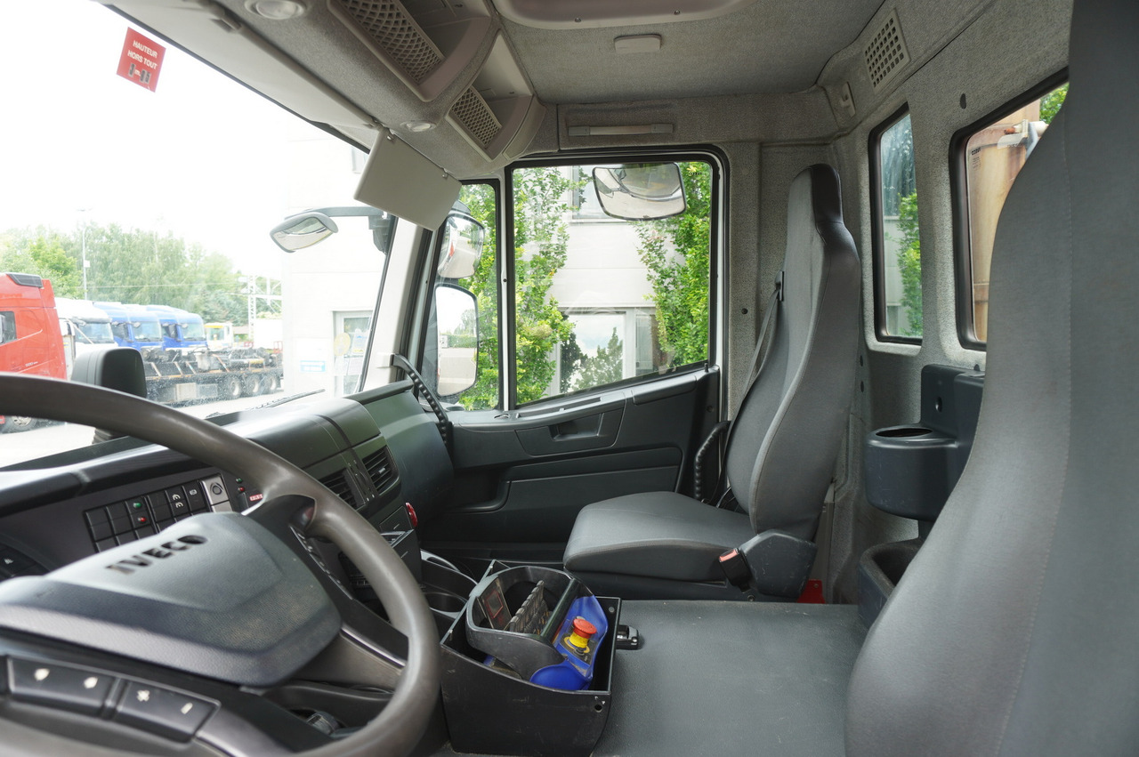 IVECO STRALIS 330 E6 / FASSI 195A 8.5 T / 3-side tipper on lease IVECO STRALIS 330 E6 / FASSI 195A 8.5 T / 3-side tipper: picture 24 IVECO STRALIS 330 E6 / FASSI 195A 8.5 T / 3-side tipper on lease IVECO STRALIS 330 E6 / FASSI 195A 8.5 T / 3-side tipper: picture 24