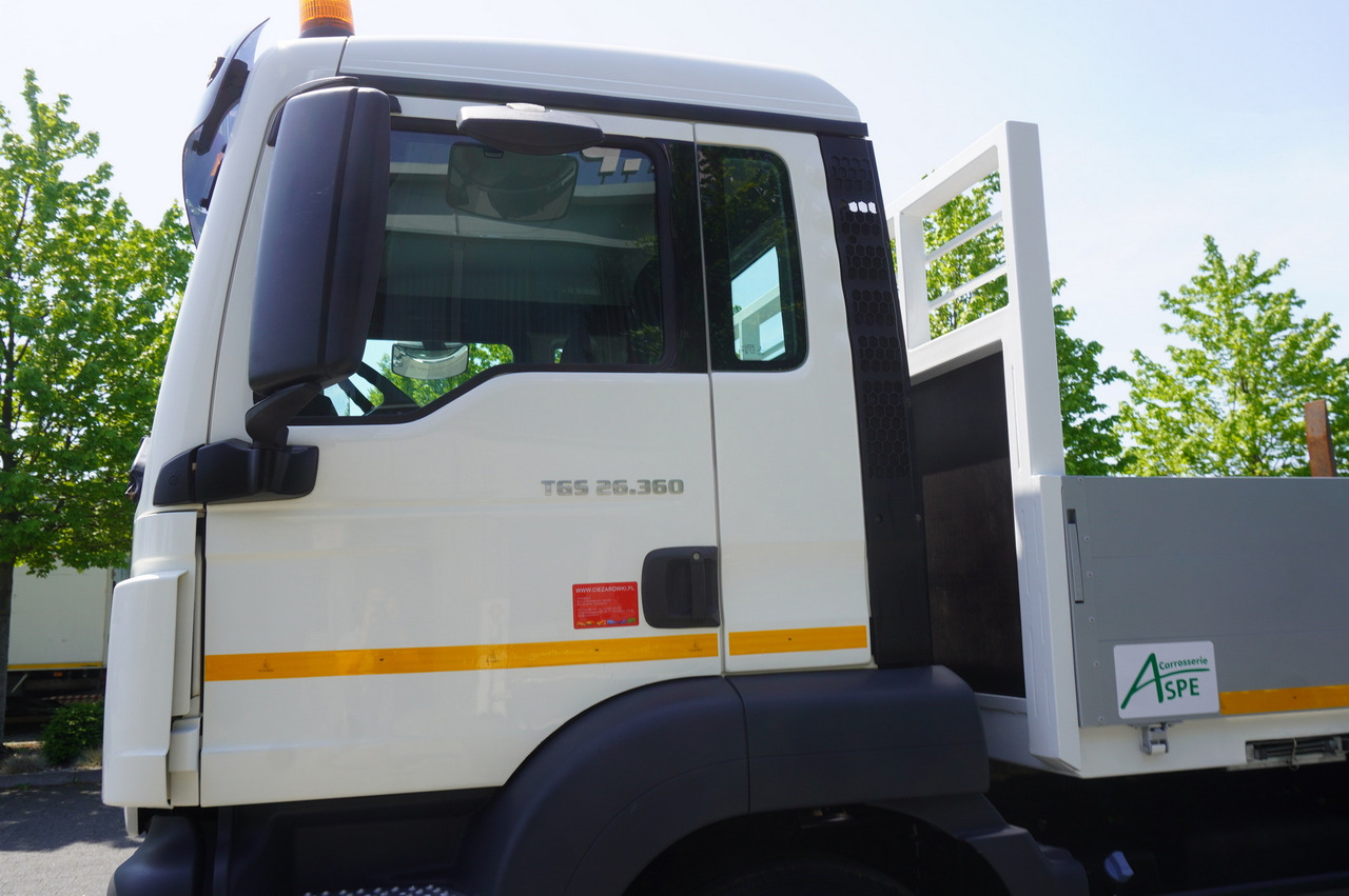 Dropside/ Flatbed truck, Crane truck MAN TGS 26.360 Flatbed / Fassi F175 7.7 T / steered 3rd axle: picture 20