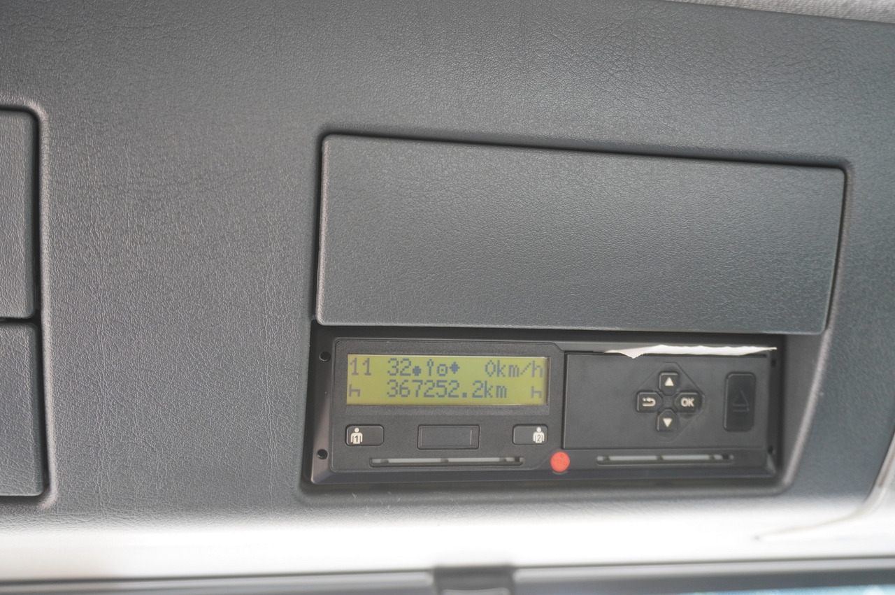 Dropside/ Flatbed truck, Crane truck MAN TGS 26.360 Flatbed / Fassi F175 7.7 T / steered 3rd axle: picture 26