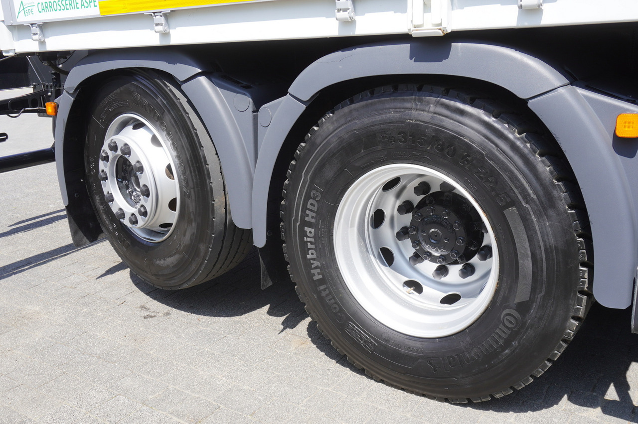 Dropside/ Flatbed truck, Crane truck MAN TGS 26.360 Flatbed / Fassi F175 7.7 T / steered 3rd axle: picture 12