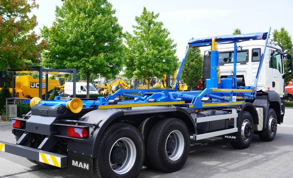 Hook lift truck MAN TGS 35.400 8×4 HYVA LIFT 32.56 SE hooklift: picture 8
