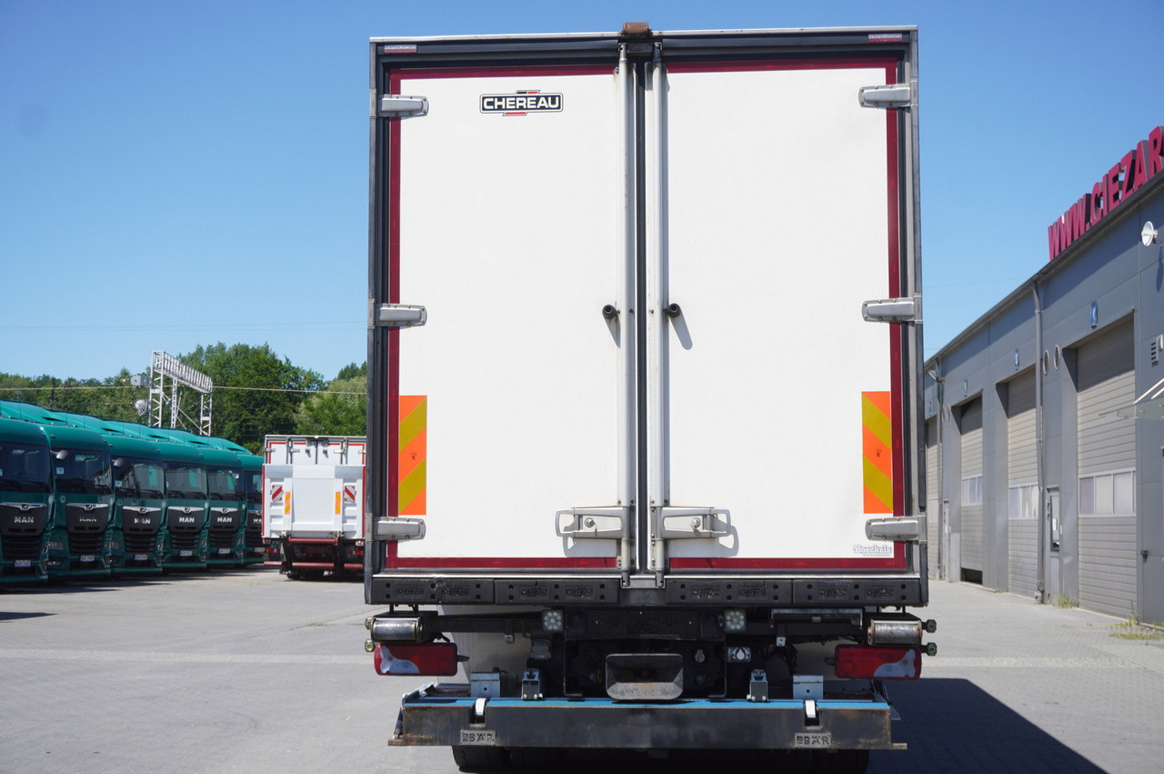MAN TGX 18.430 / Meat hook CHEREAU refrigerator / Thermoking UT1200 - Refrigerator truck: picture 4 MAN TGX 18.430 / Meat hook CHEREAU refrigerator / Thermoking UT1200 - Refrigerator truck: picture 4