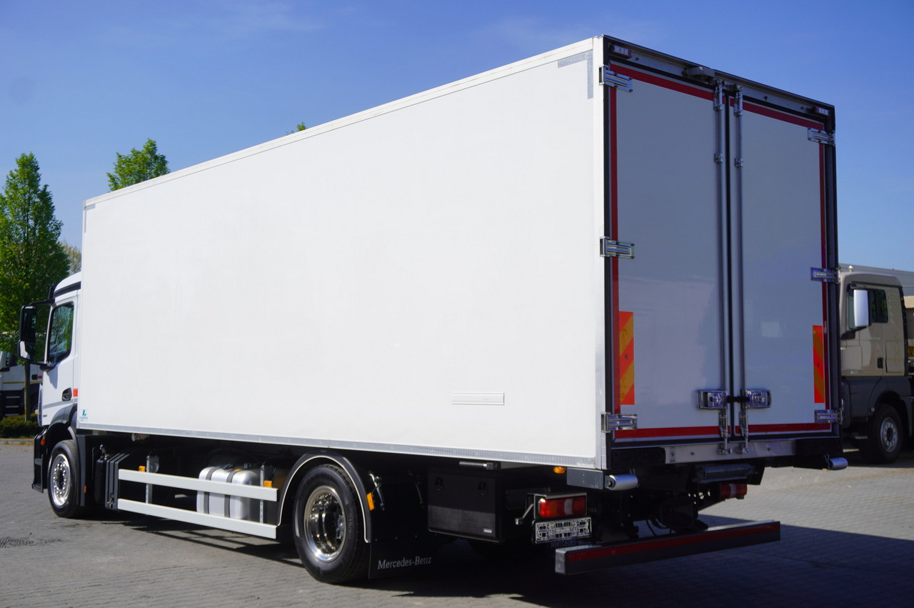 MERCEDES-BENZ Actros 1824 MP5 / GVM 18T / 8T load / 100,000 km! / 2022 / 19 EPAL - Refrigerator truck: picture 4 MERCEDES-BENZ Actros 1824 MP5 / GVM 18T / 8T load / 100,000 km! / 2022 / 19 EPAL - Refrigerator truck: picture 4