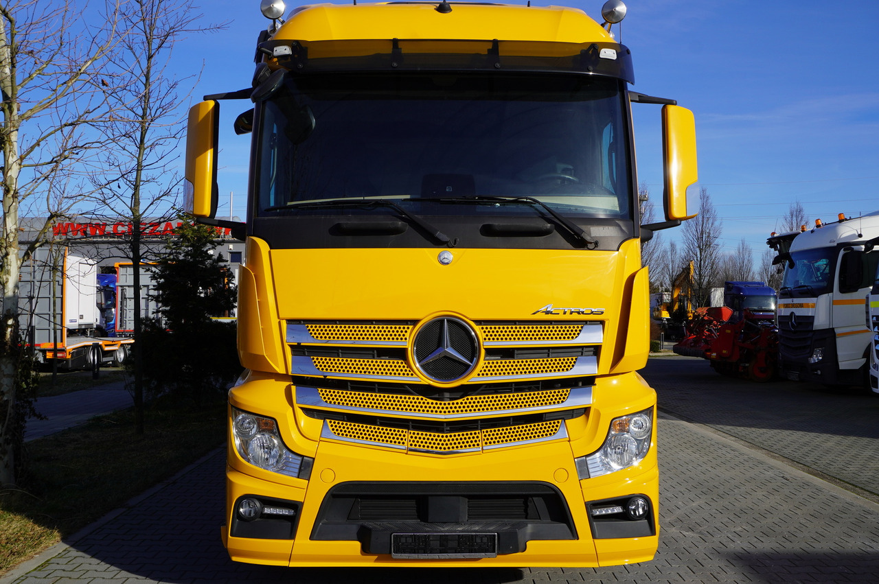 MERCEDES-BENZ Actros 2543 E6 6×2 / Refrigerated truck / ATP/FRC / 20 pallets / 260000 km!!! - Refrigerator truck: picture 4 MERCEDES-BENZ Actros 2543 E6 6×2 / Refrigerated truck / ATP/FRC / 20 pallets / 260000 km!!! - Refrigerator truck: picture 4