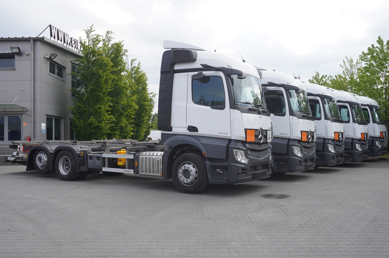 MERCEDES-BENZ Actros 2545 6×2 MP5 / ADR AT / 12 units - Container transporter/ Swap body truck: picture 2 MERCEDES-BENZ Actros 2545 6×2 MP5 / ADR AT / 12 units - Container transporter/ Swap body truck: picture 2