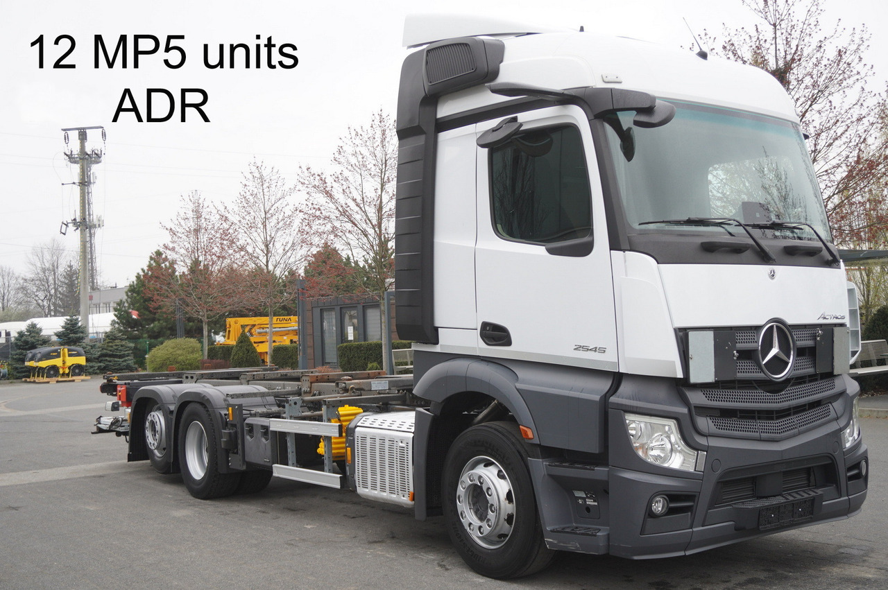 MERCEDES-BENZ Actros 2545 6×2 MP5 / ADR / several units - Container transporter/ Swap body truck: picture 1 MERCEDES-BENZ Actros 2545 6×2 MP5 / ADR / several units - Container transporter/ Swap body truck: picture 1