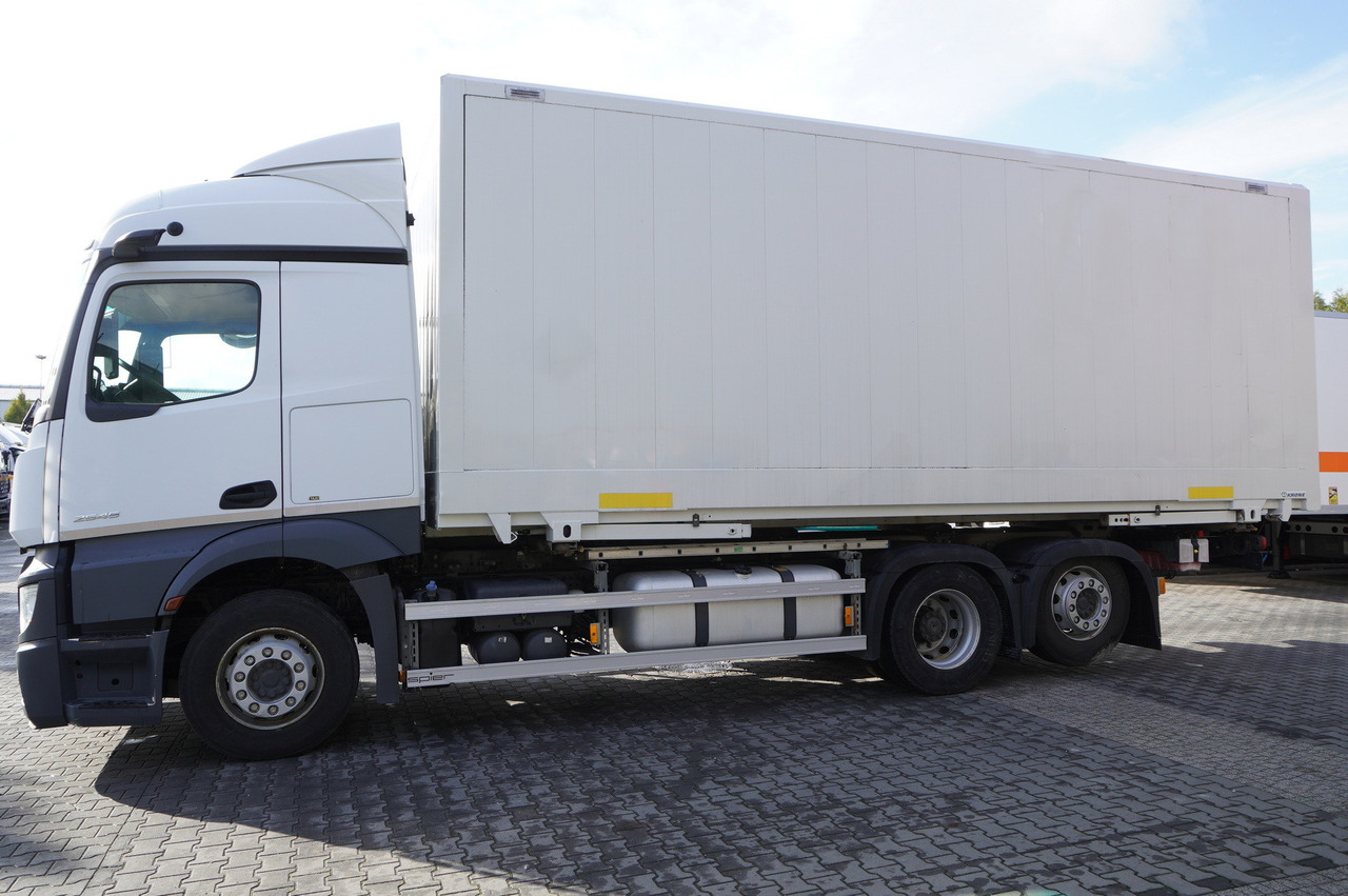 MERCEDES-BENZ Actros 2545 MP5 / KRONE 18 EPAL box body / ADR AT - Box truck: picture 5 MERCEDES-BENZ Actros 2545 MP5 / KRONE 18 EPAL box body / ADR AT - Box truck: picture 5