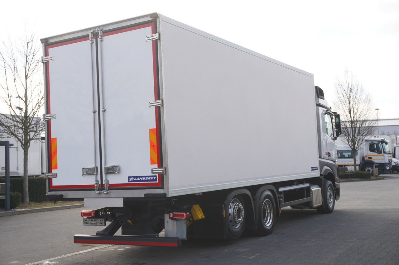 MERCEDES-BENZ Actros L 2545 / NEW Lamberet refrigerator / 2023 / 140 tho. km - Refrigerator truck: picture 4 MERCEDES-BENZ Actros L 2545 / NEW Lamberet refrigerator / 2023 / 140 tho. km - Refrigerator truck: picture 4