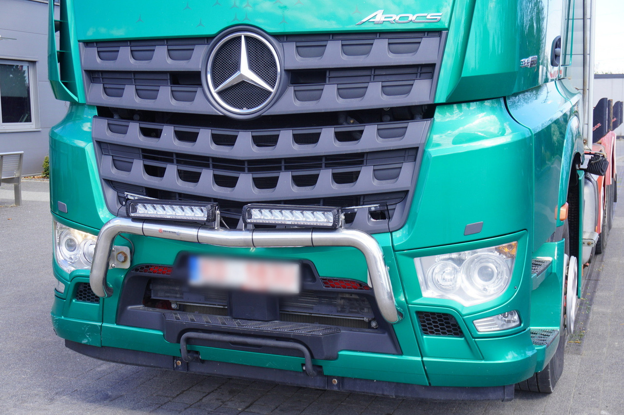 Cab chassis truck for transportation of timber Mercedes-Benz Arocs 3563 8 × 4 / 630 HP / steered axle / Logging superstructure: picture 11