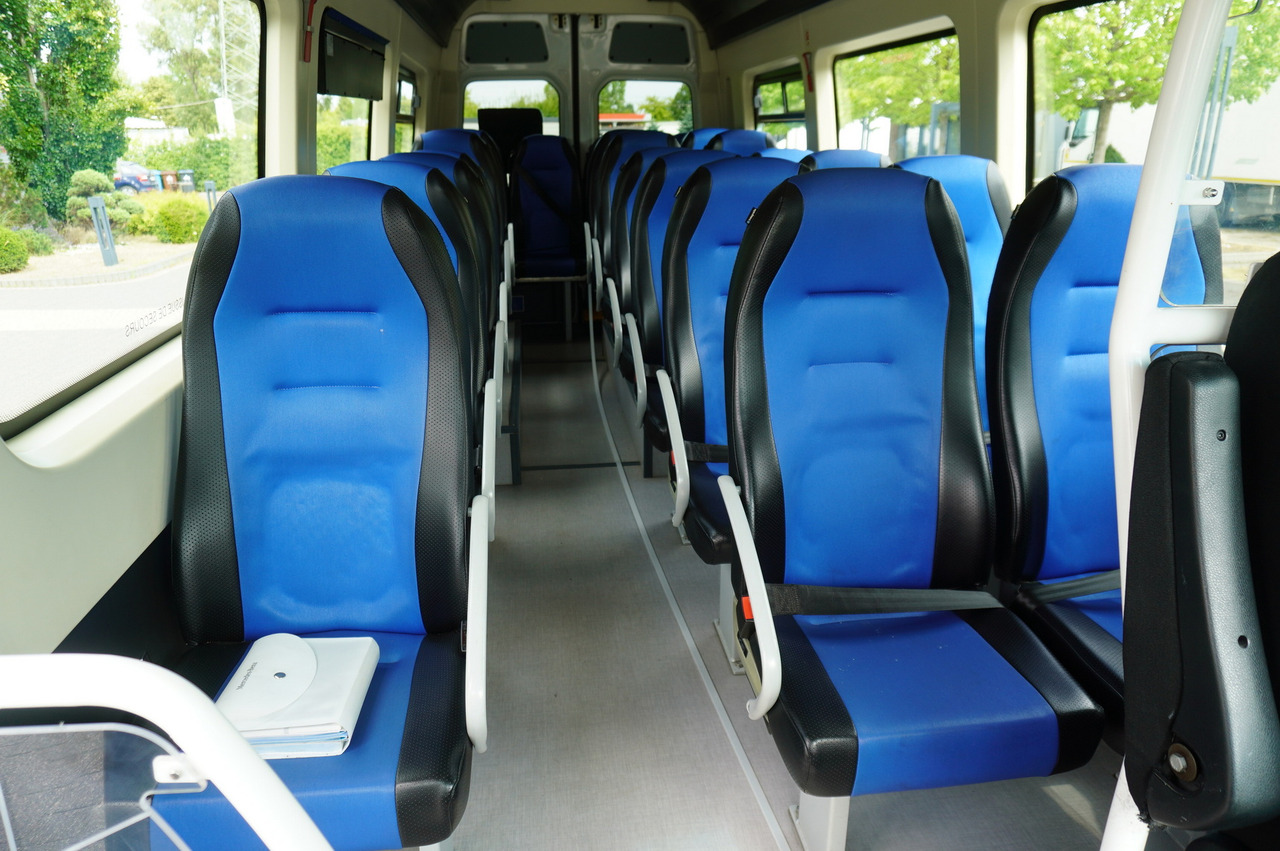 Mercedes-Benz Sprinter 516 CDI / School bus / 23 seats / automatic - Passenger van: picture 3 Mercedes-Benz Sprinter 516 CDI / School bus / 23 seats / automatic - Passenger van: picture 3