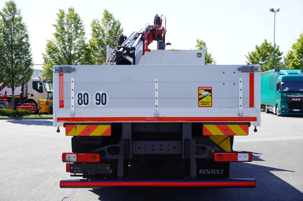 RENAULT C280 DTI 8 / FASSI crane 5.6 T / range 8 m / Flatbed 15 EPAL - Dropside/ Flatbed truck, Crane truck: picture 4 RENAULT C280 DTI 8 / FASSI crane 5.6 T / range 8 m / Flatbed 15 EPAL - Dropside/ Flatbed truck, Crane truck: picture 4