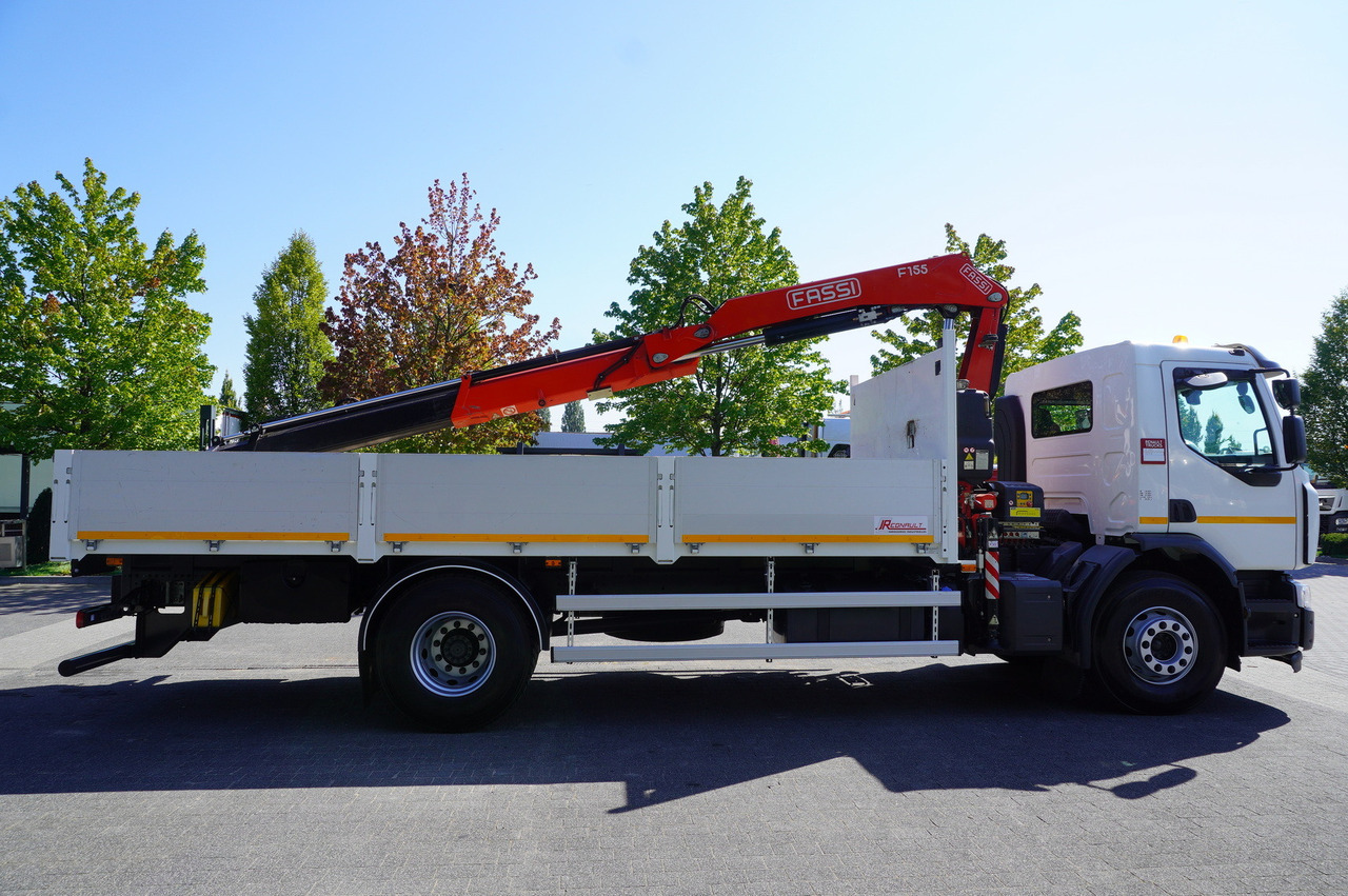 RENAULT C320 P 4x2 / FASSI crane 6.2 T / range 10 m / Flatbed 15 EPAL / 50 tho. km! - Crane truck: picture 5 RENAULT C320 P 4x2 / FASSI crane 6.2 T / range 10 m / Flatbed 15 EPAL / 50 tho. km! - Crane truck: picture 5