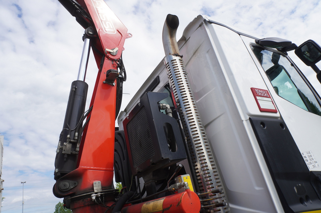 RENAULT K380 6x4 / FASSI F175 crane 7.85 t / 120 thousand km! on lease RENAULT K380 6x4 / FASSI F175 crane 7.85 t / 120 thousand km!: picture 15