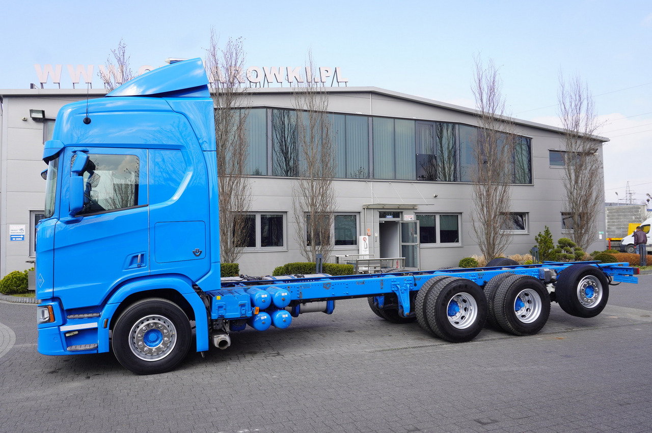SCANIA R650 V8 / 650 HP/ frame 8.8 m / steered 4th axle - Crane truck: picture 2 SCANIA R650 V8 / 650 HP/ frame 8.8 m / steered 4th axle - Crane truck: picture 2