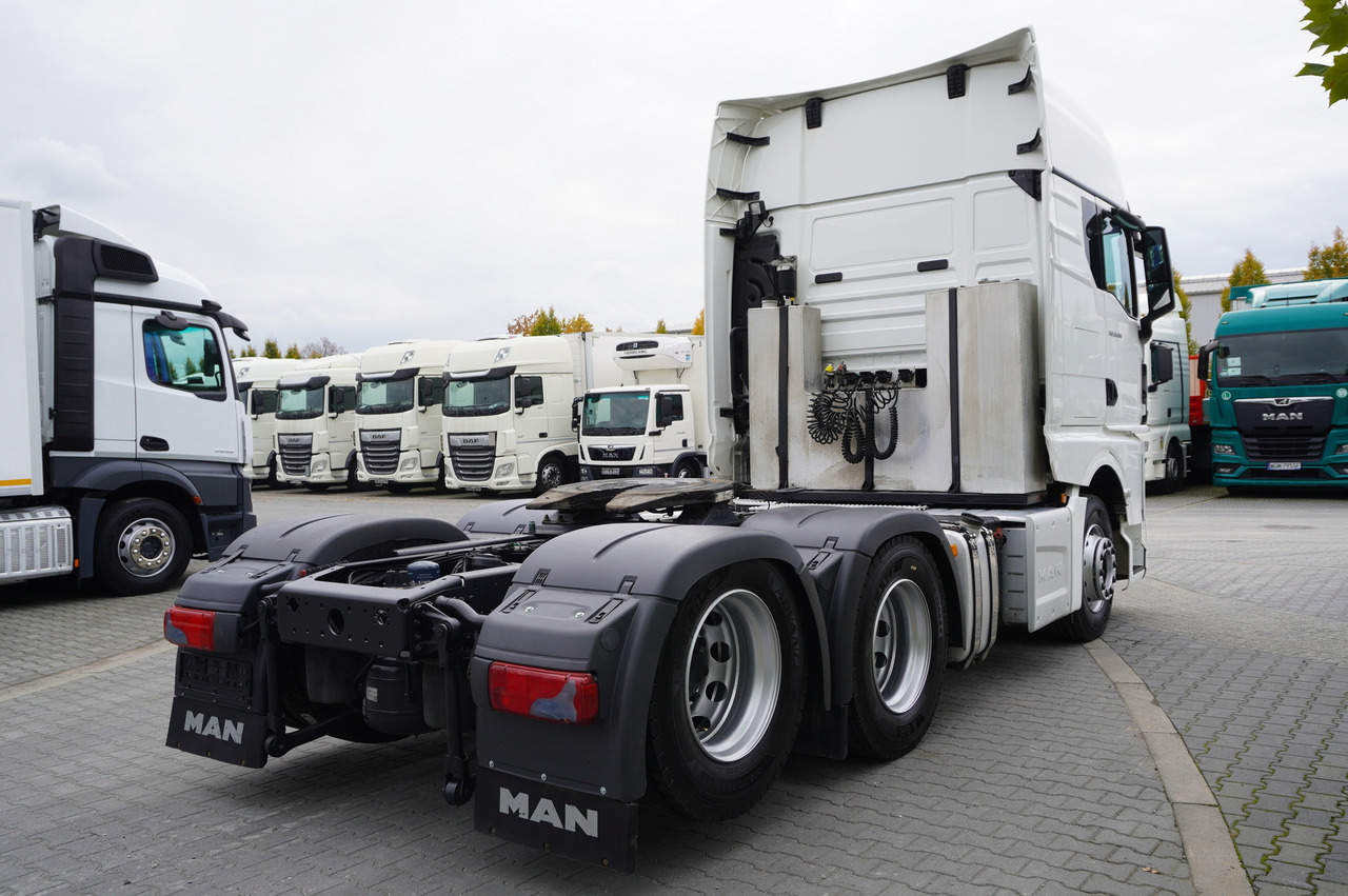 MAN TGX 28.510 6x2 / Sleeper cab / NEW tires / GVW 65 t - Tractor unit: picture 4 MAN TGX 28.510 6x2 / Sleeper cab / NEW tires / GVW 65 t - Tractor unit: picture 4