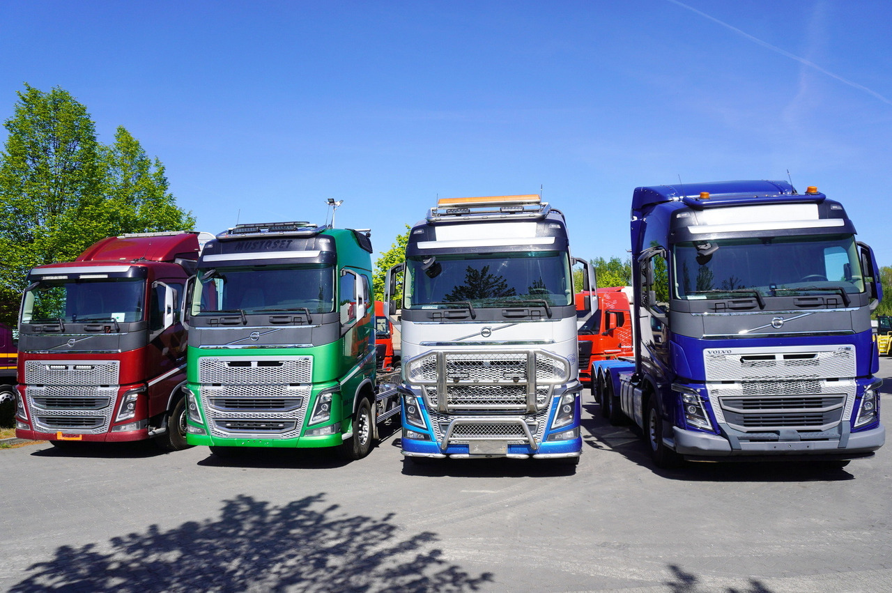 VOLVO FH16 750 / 750 HP! / chassis / 4 units 8x4 - Cab chassis truck: picture 2 VOLVO FH16 750 / 750 HP! / chassis / 4 units 8x4 - Cab chassis truck: picture 2