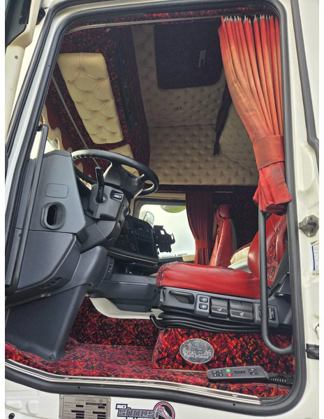 Scania R450 Retarder | Euro 6 | 6x2 | Special Interior | 2016 | King o/t Road | New Tacho - Tractor unit: picture 3 Scania R450 Retarder | Euro 6 | 6x2 | Special Interior | 2016 | King o/t Road | New Tacho - Tractor unit: picture 3