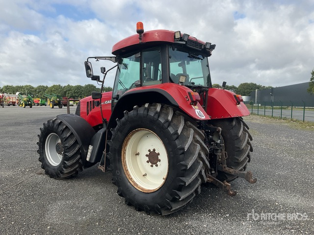 2011 Case IH CVX150 4WD Tractor - Farm tractor: picture 4 2011 Case IH CVX150 4WD Tractor - Farm tractor: picture 4