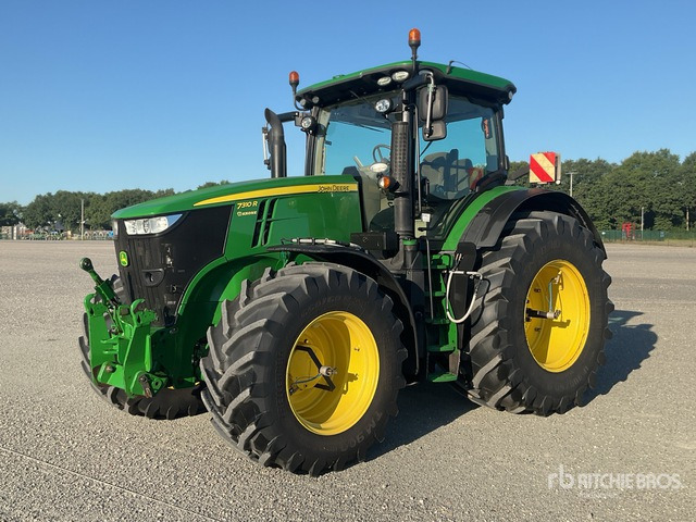 2015 John Deere 7310R 4WD Tractor - Farm tractor: picture 2 2015 John Deere 7310R 4WD Tractor - Farm tractor: picture 2