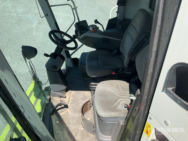 2018 Claas Tucano 430 Combine Harvester - Combine harvester: picture 5 2018 Claas Tucano 430 Combine Harvester - Combine harvester: picture 5