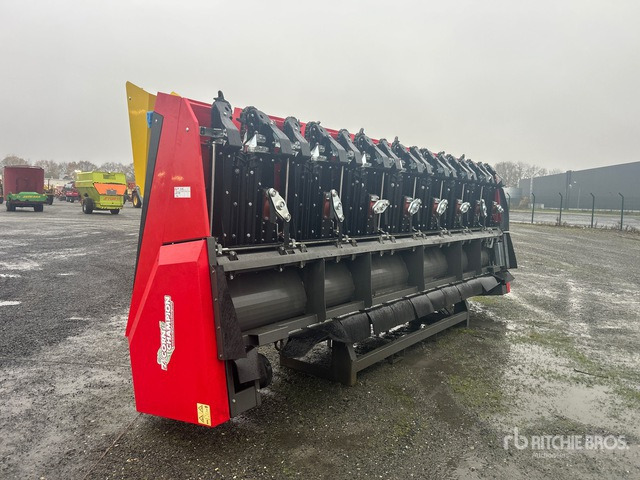 2018 Ziegler Corn Champion 8S 8 Row Corn (Unused) Combine Header - Grain header: picture 3 2018 Ziegler Corn Champion 8S 8 Row Corn (Unused) Combine Header - Grain header: picture 3