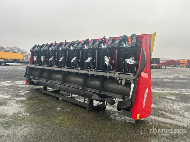 2018 Ziegler Corn Champion 8S 8 Row Corn (Unused) Combine Header - Grain header: picture 4 2018 Ziegler Corn Champion 8S 8 Row Corn (Unused) Combine Header - Grain header: picture 4