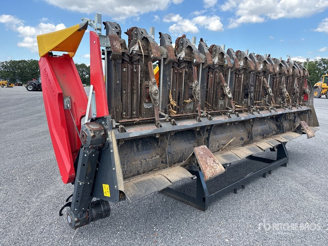 2023 Ziegler Corn Champion 8 Row Corn Combine Header - Flail mower/ Mulcher: picture 3 2023 Ziegler Corn Champion 8 Row Corn Combine Header - Flail mower/ Mulcher: picture 3