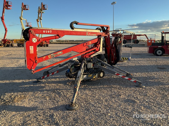 2001 Oil & Steel PICCHIO1265 Crawler Articulating Boom Lift - Articulated boom: picture 2 2001 Oil & Steel PICCHIO1265 Crawler Articulating Boom Lift - Articulated boom: picture 2