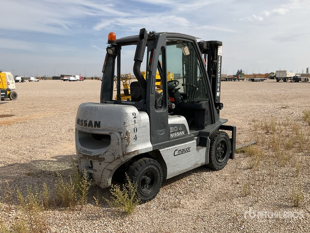 2007 Nissan FGD02A30Q Forklift - Diesel forklift: picture 3 2007 Nissan FGD02A30Q Forklift - Diesel forklift: picture 3